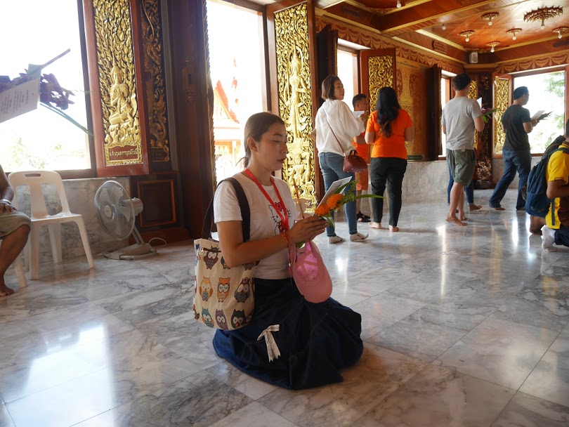 เที่ยววัดข่อยเพชรบุรี