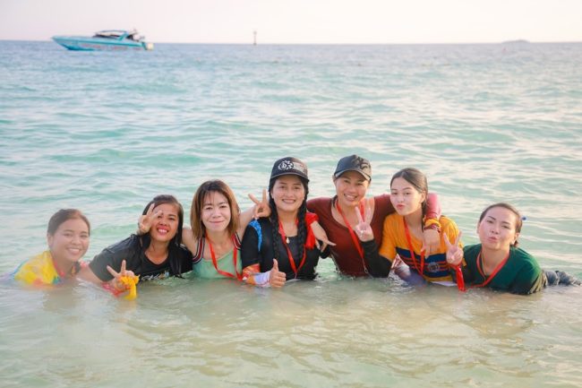 กิจกรรมทีมบิวดิ้งชายหาด