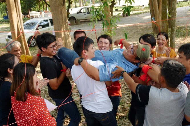 เกมส์ตารางข้ามแดน